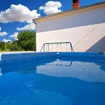 House Sandra 1430 *